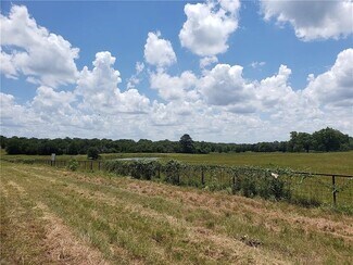 Luling, TX Commercial - 21741 E Interstate 10