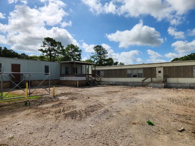14090 County Road 282, Alvin, TX for Rent