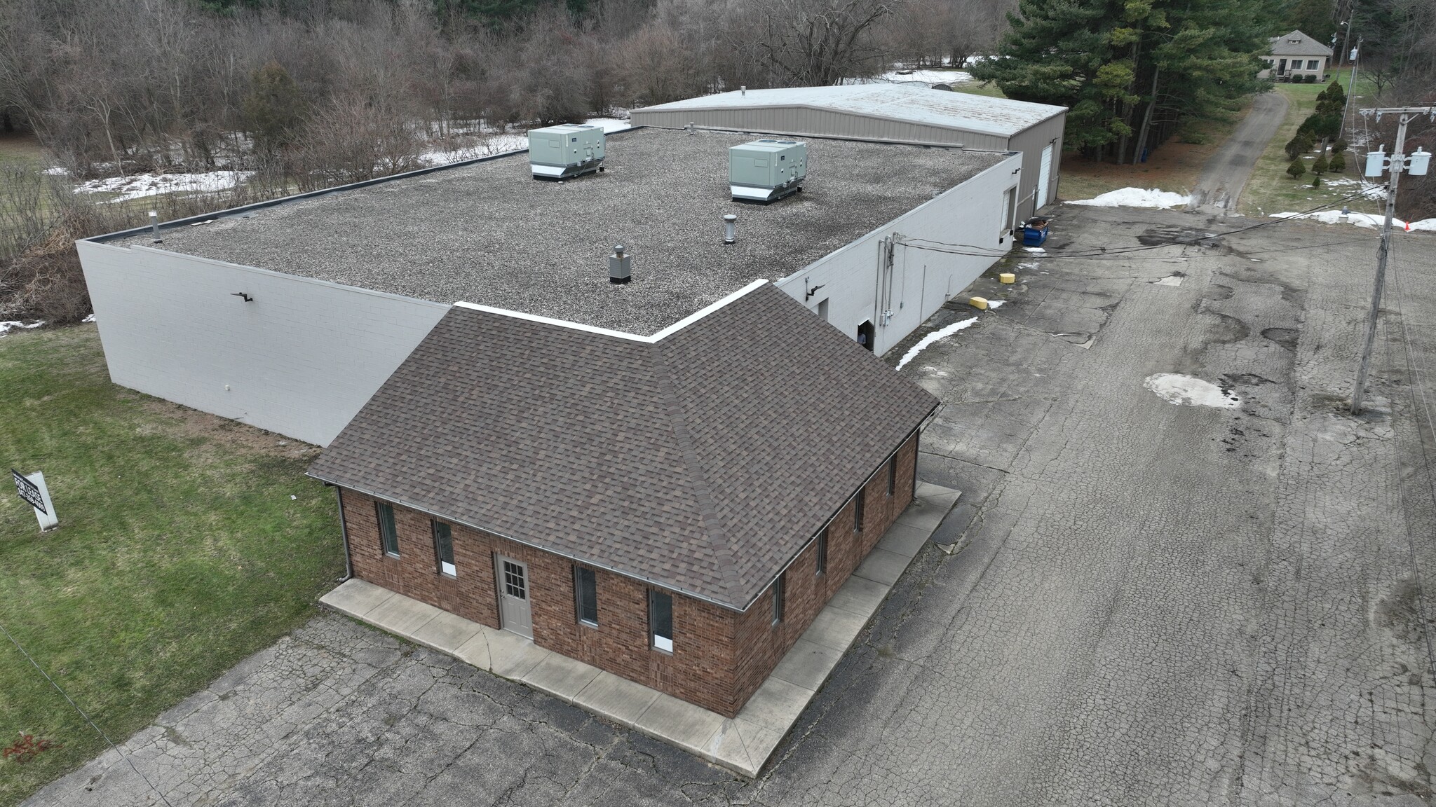 1586 Paw Paw Ave, Benton Harbor, MI for Sale