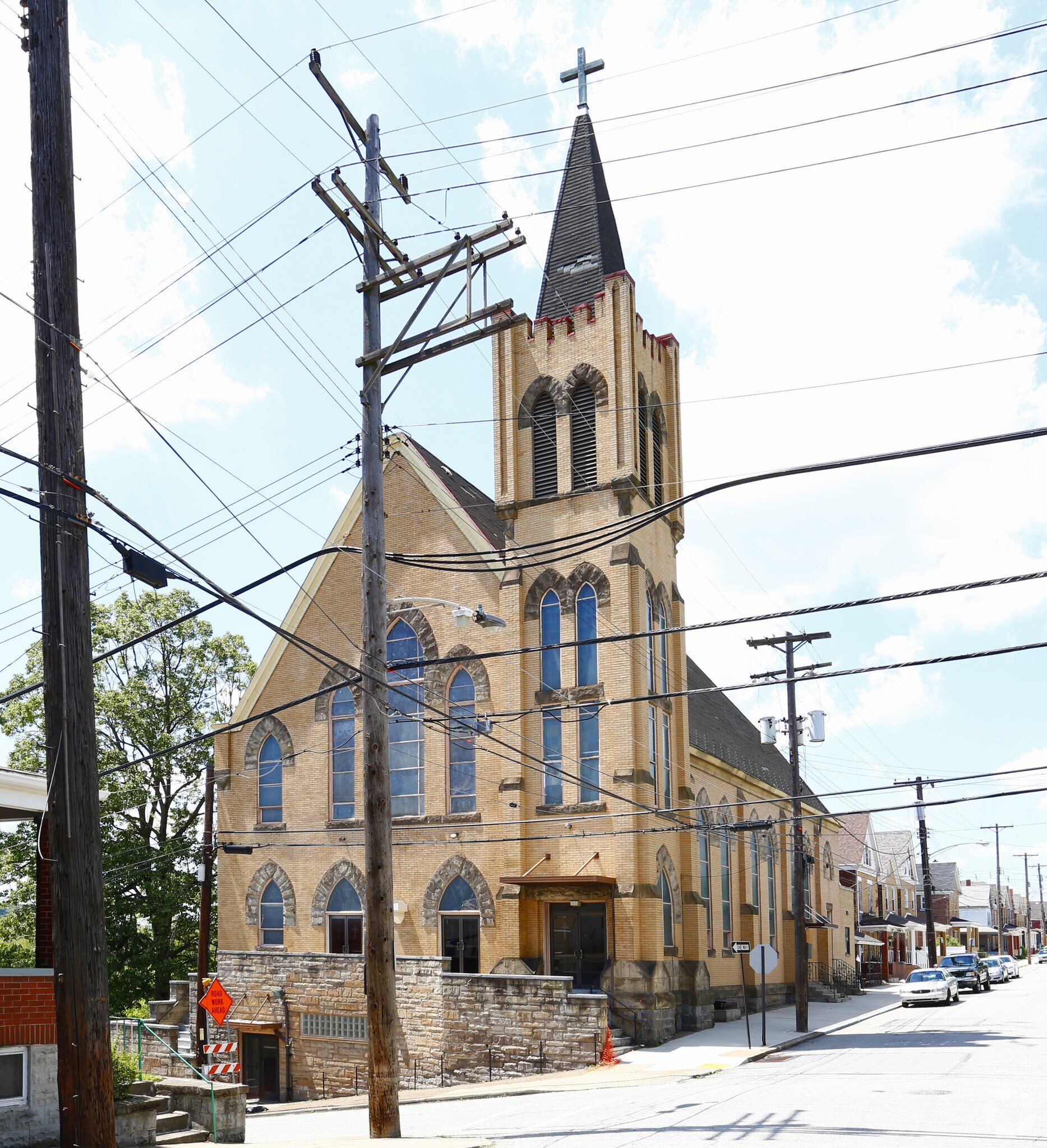 211 Kenmawr Ave, Braddock, PA for Sale