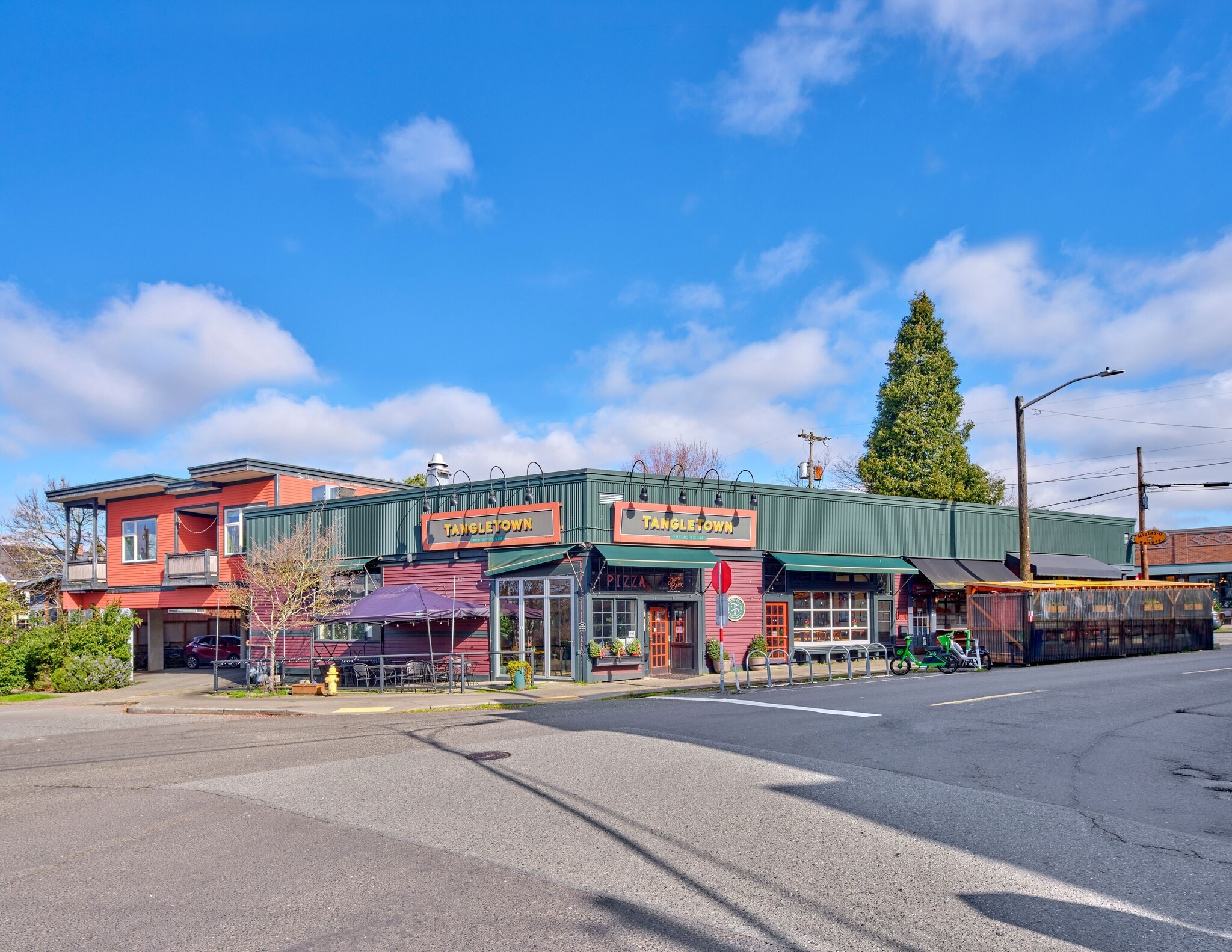 2106-2110 N 55th St, Seattle, WA for Sale