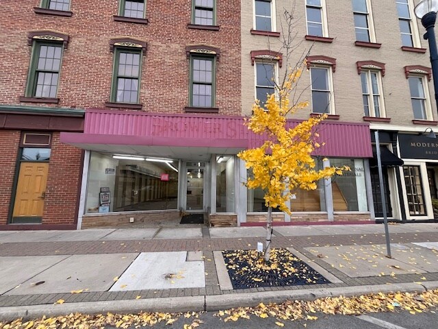 16 S Market St, Troy, OH for Rent