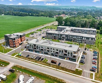 Brighton, ON Retail - 1 Rundle Ln