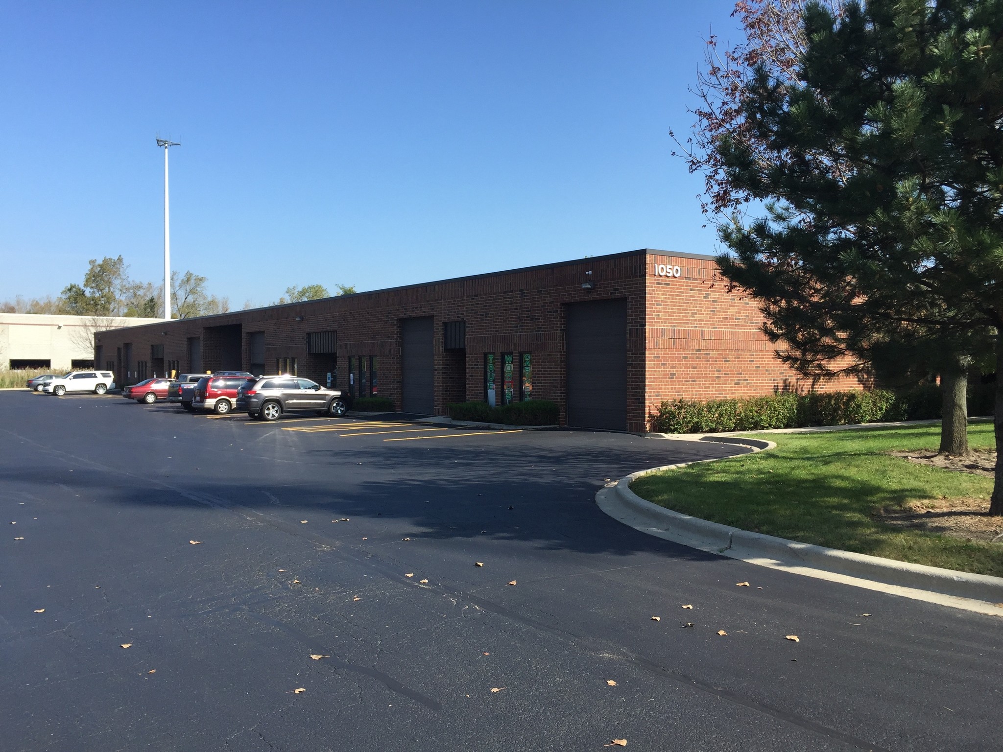 1050 Ensell Rd, Lake Zurich, IL for Rent