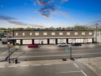 Angleton, TX Retail - 201 N Velasco St