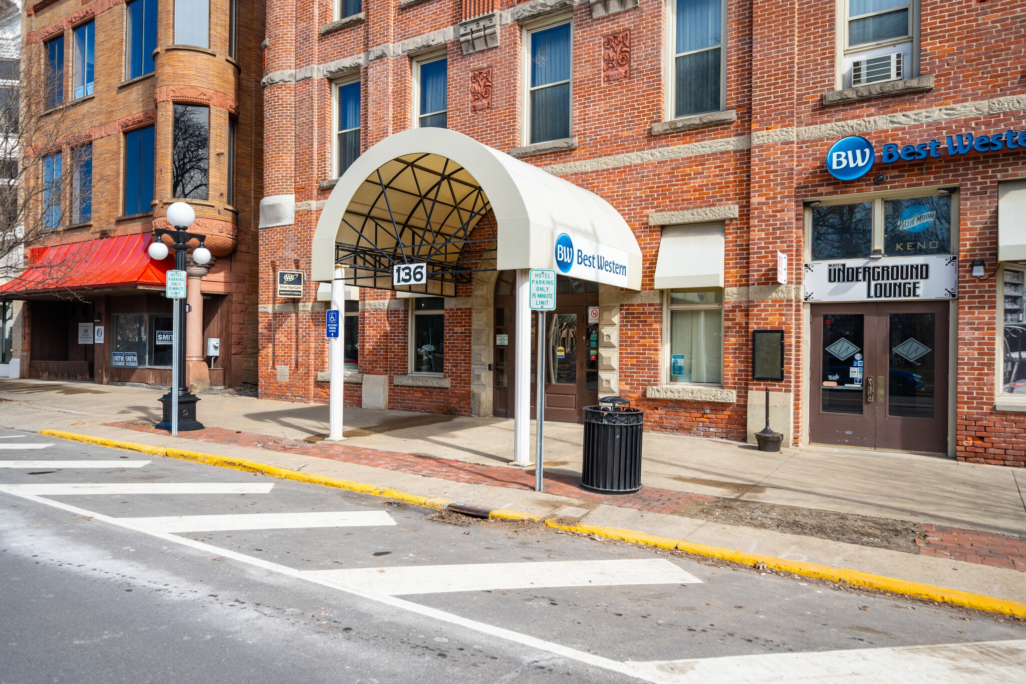 136 N Park Ave, Warren, OH for Sale