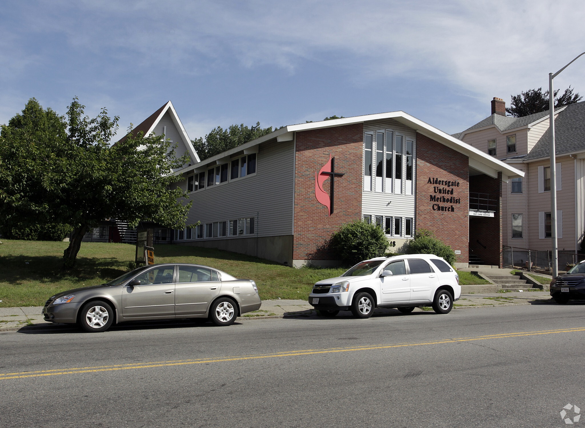 1048 Main St, Worcester, MA for Rent