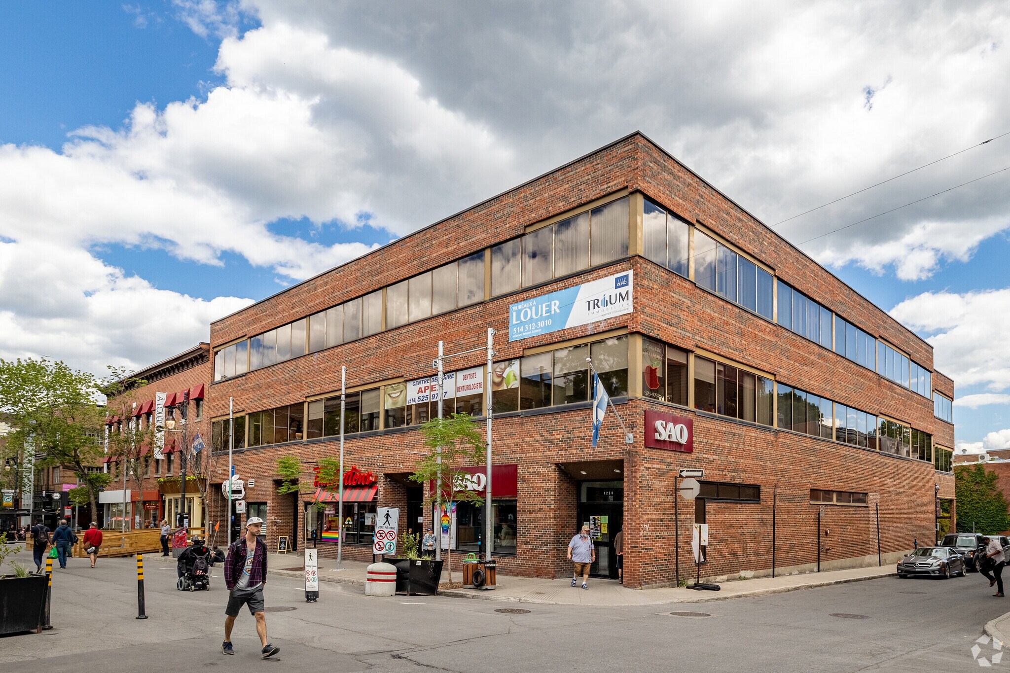 1250 Rue Sainte-Catherine E, Montréal, QC for Rent