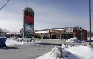 Aurora, ON Retail - 15570 Yonge St