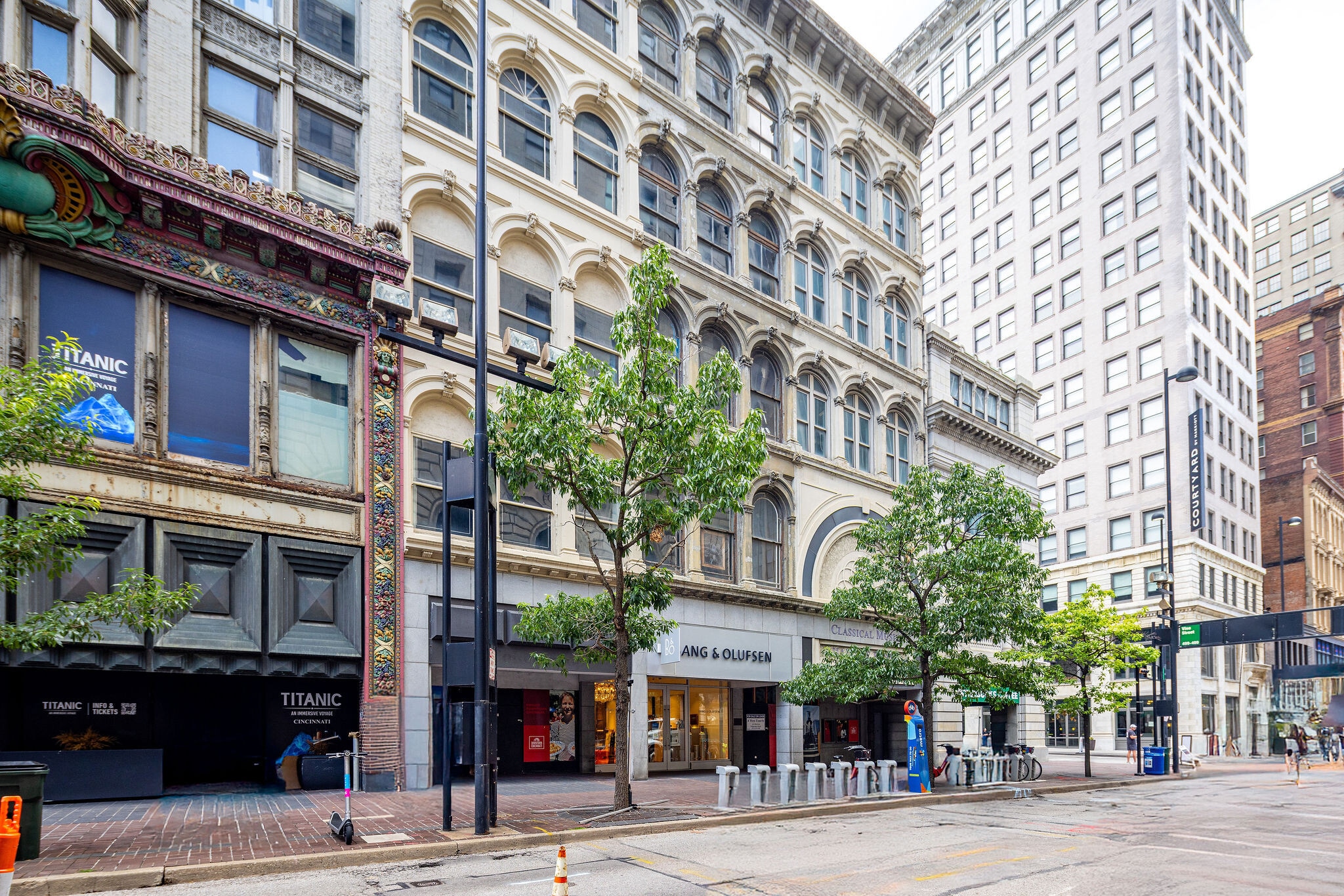 6 W 4th St, Cincinnati, OH for Sale