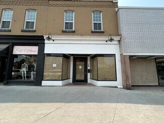Renfrew, ON Retail - 188-190 Raglan St S