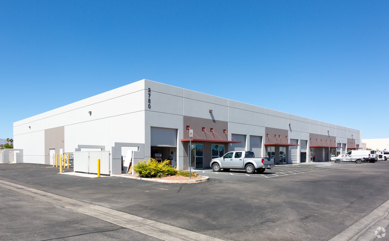 2750 W Brooks Ave in North Las Vegas, NV