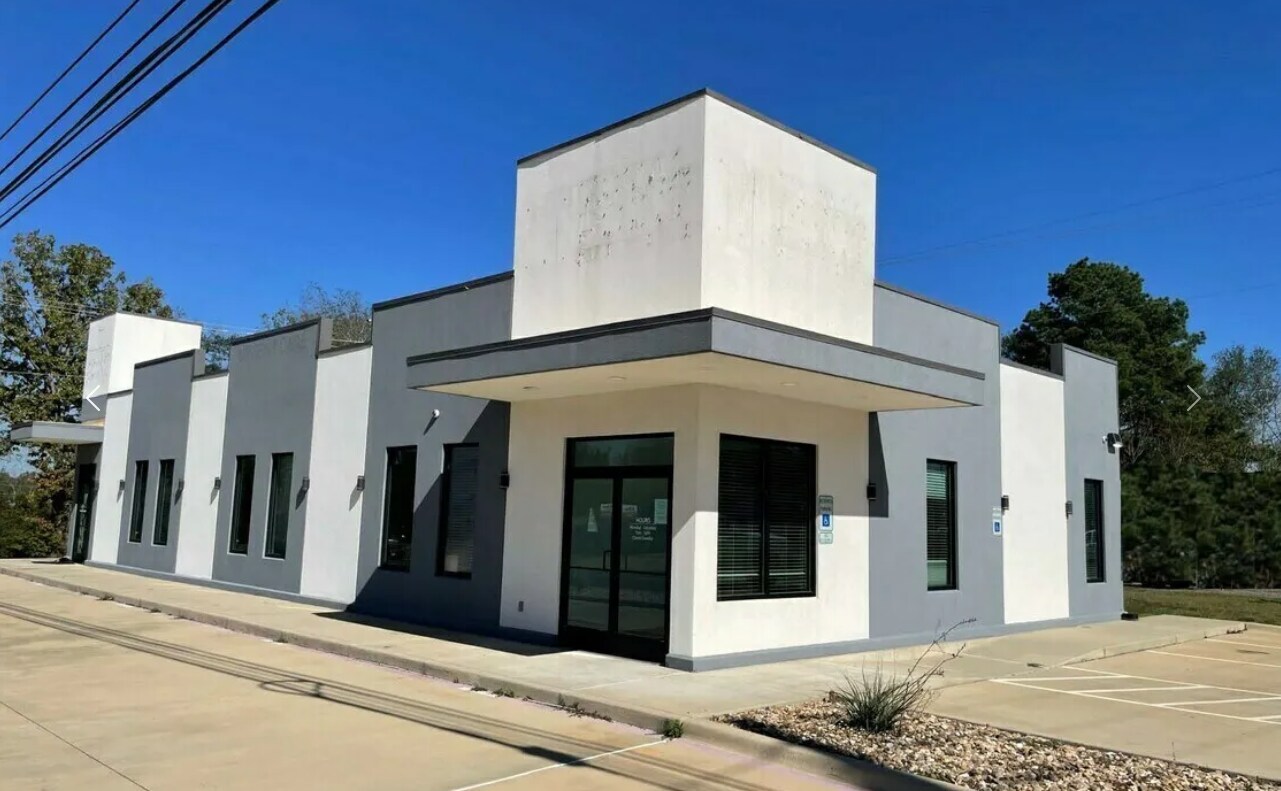 2826 S Henderson Blvd, Kilgore, TX for Sale