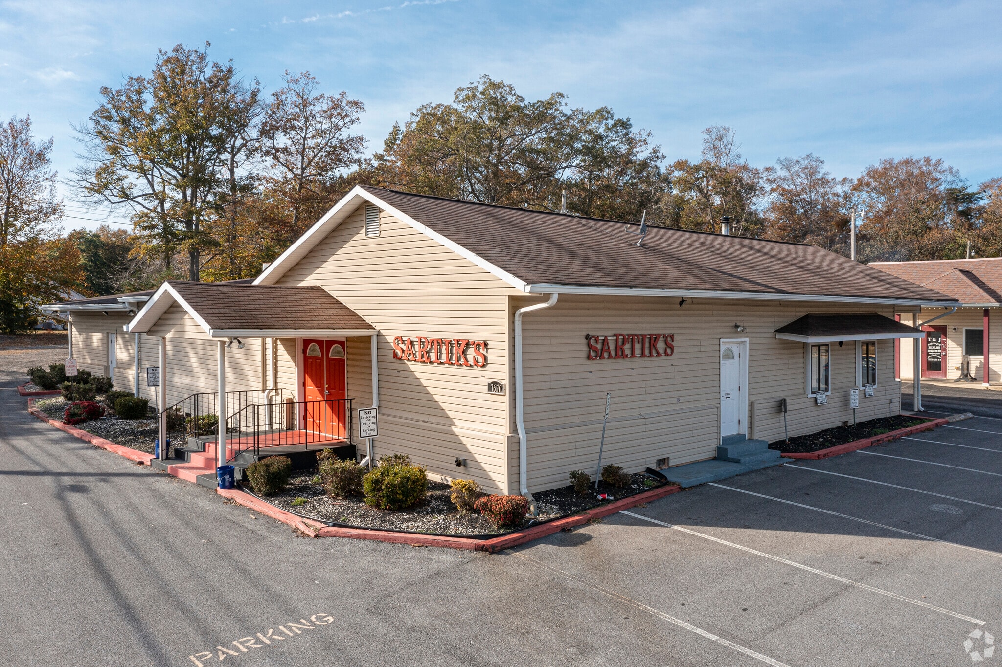 7670 Hawthorne Rd, La Plata, MD for Sale