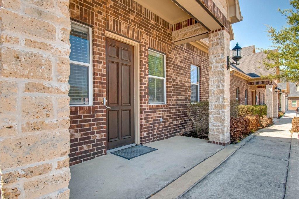 303 Longmire Rd, Conroe, TX for Rent