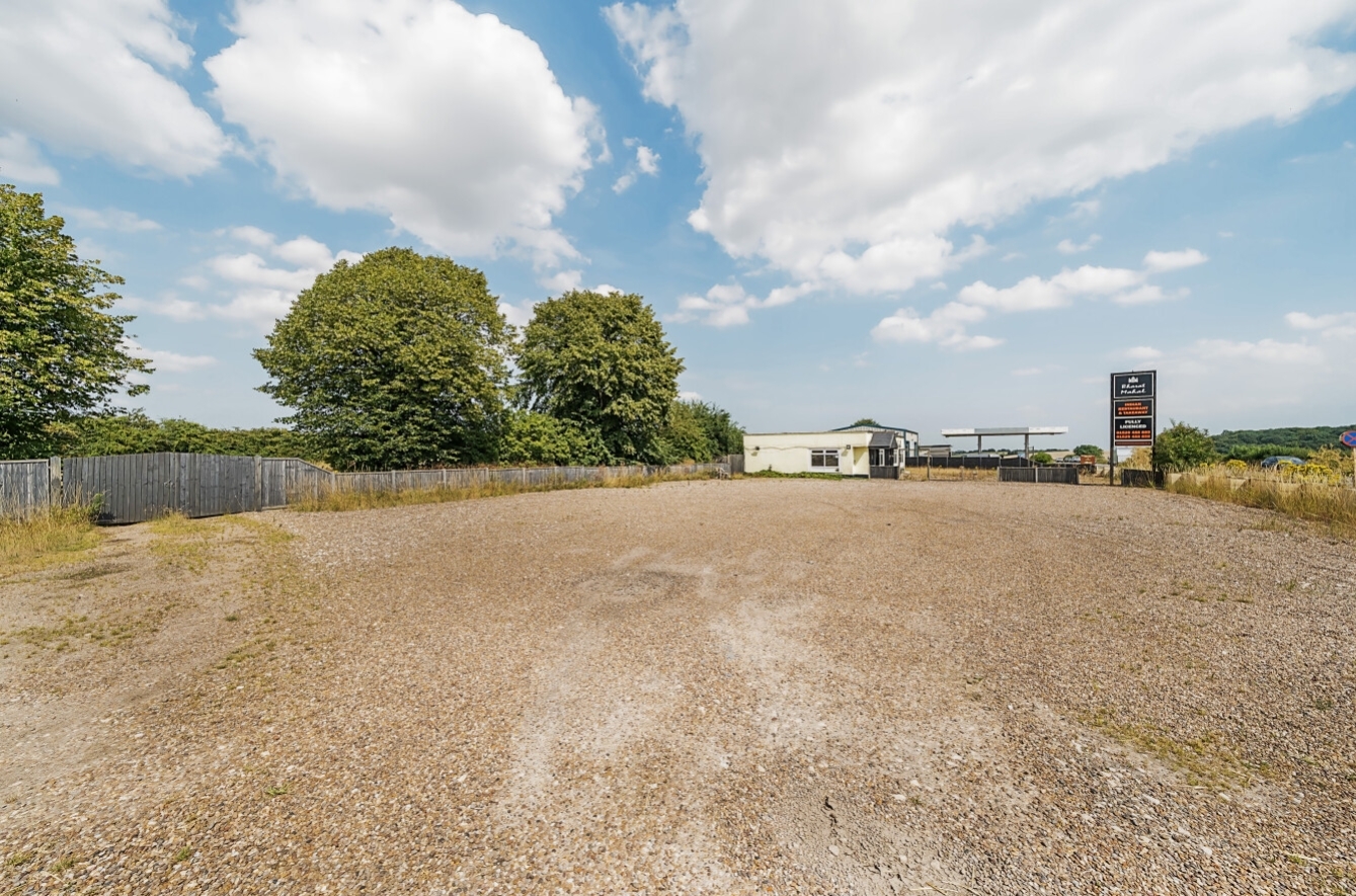 A17 Newark Rd, Sleaford, LIN for Sale