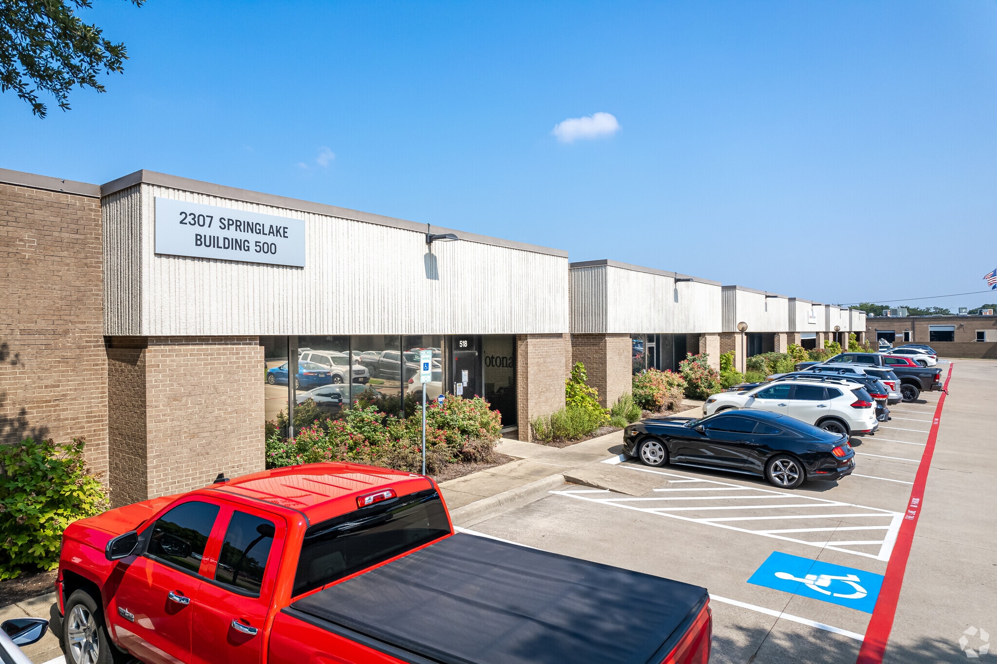 2307 Springlake Rd, Farmers Branch, TX for Rent