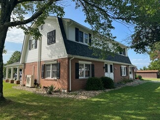 Latrobe, PA Apartments - 100 Arbor Dr