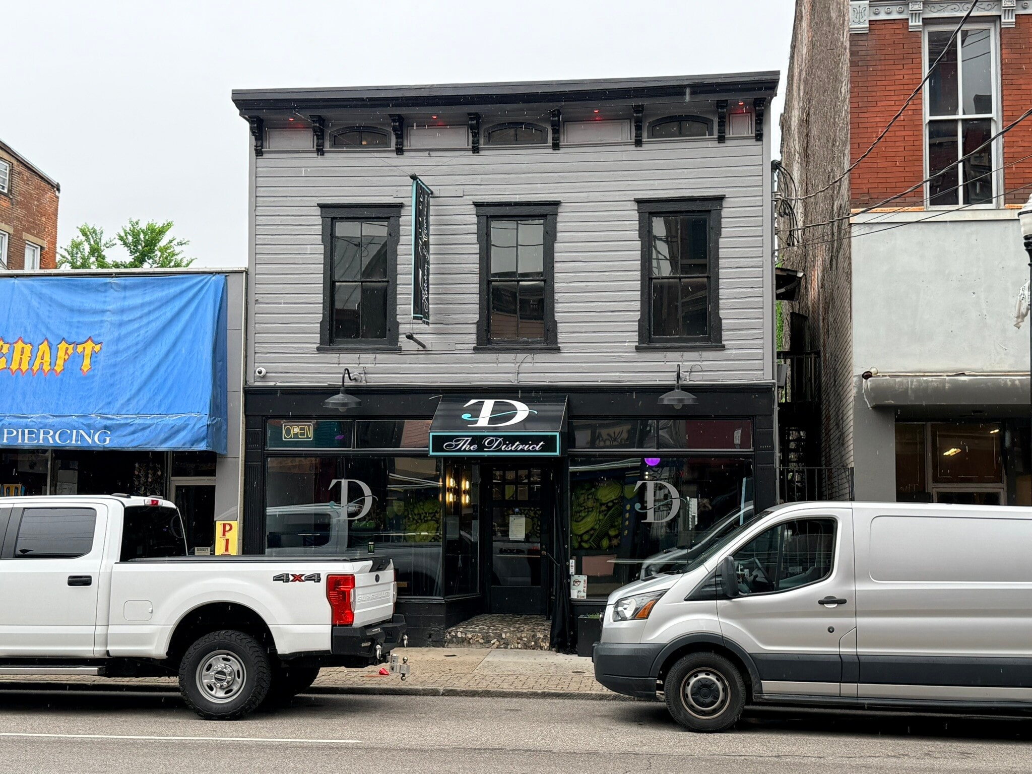 4034 Hamilton Ave, Cincinnati, OH for Sale
