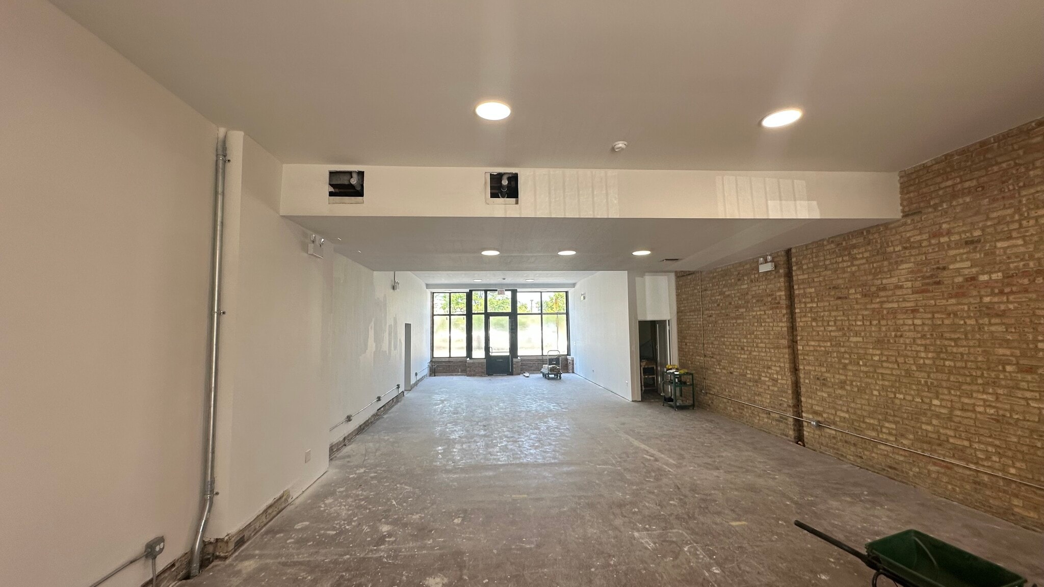 6411 W Irving Park Rd, Chicago, IL for Rent