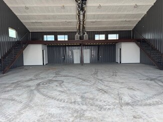 Marble Falls, TX Flex - 320 N Ridge Rd
