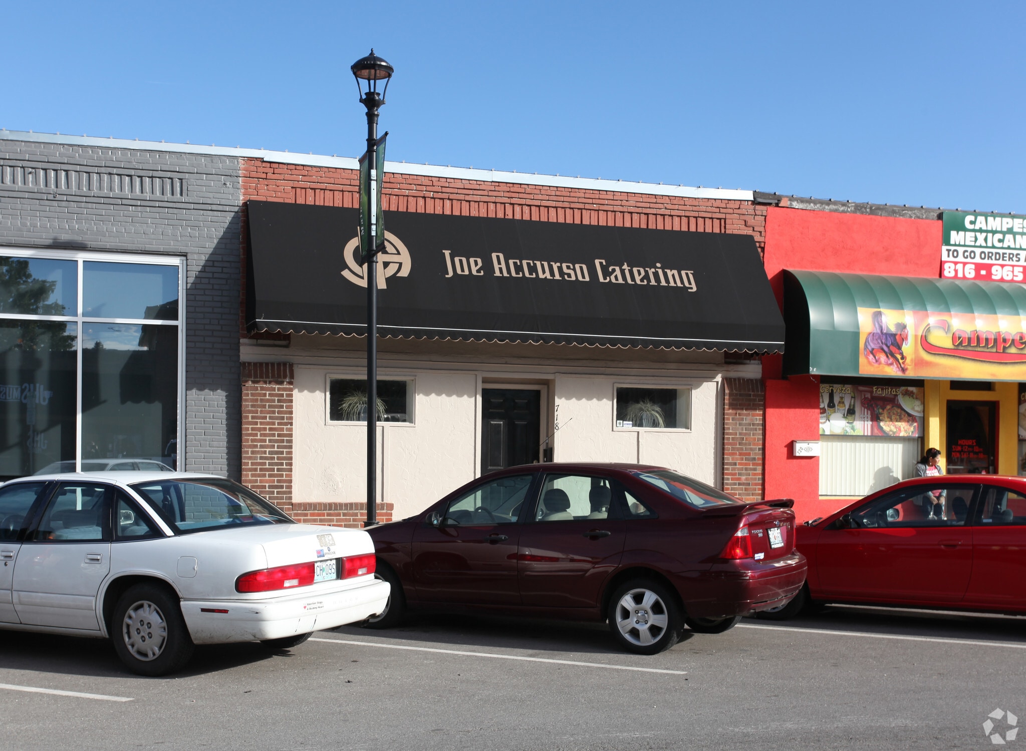 718 Main St, Grandview, MO for Sale