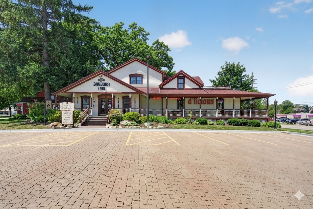 211 W Railroad Ave, Bartlett, IL for Sale