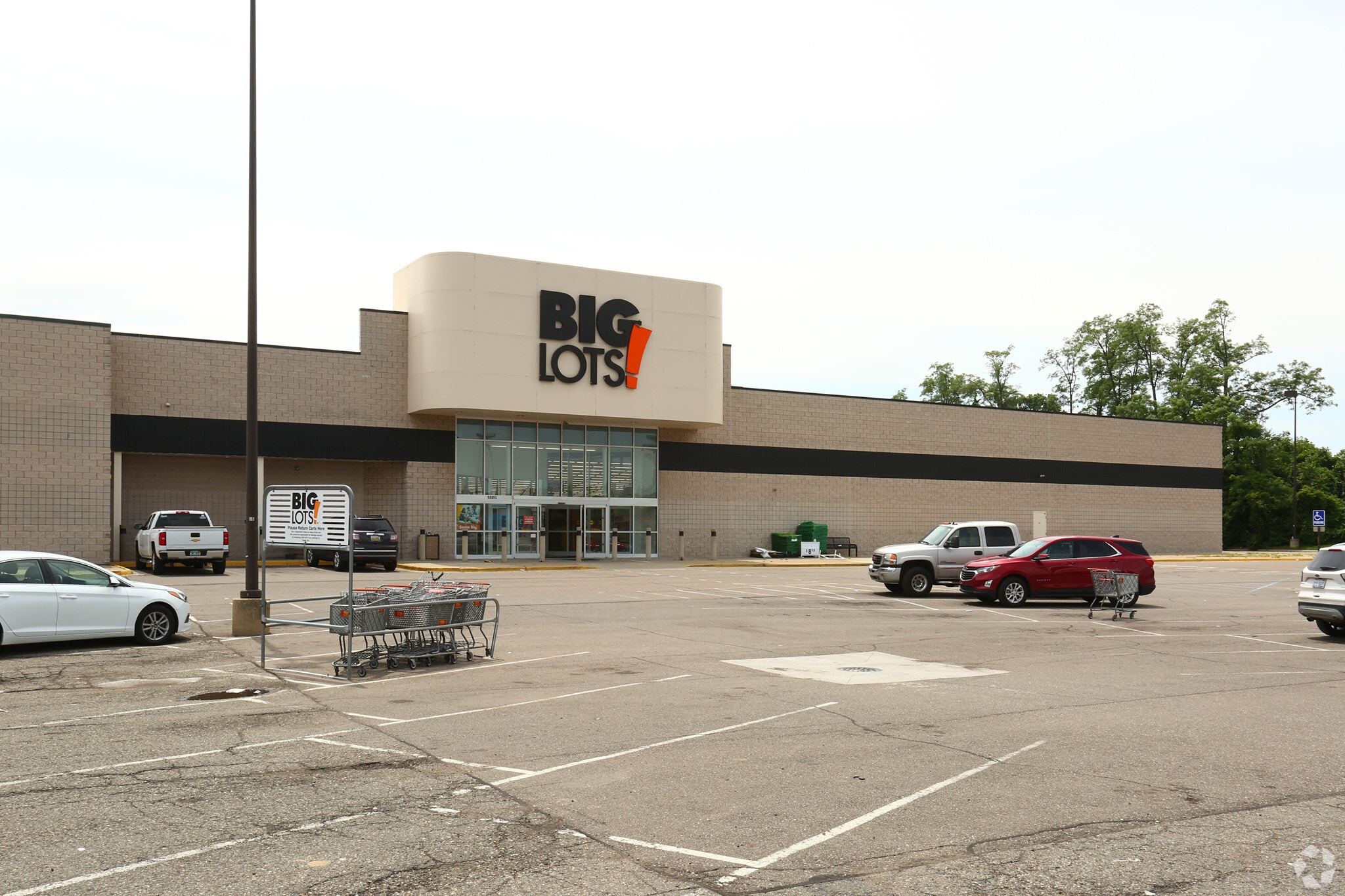 23351 Eureka Rd, Taylor, MI for Rent