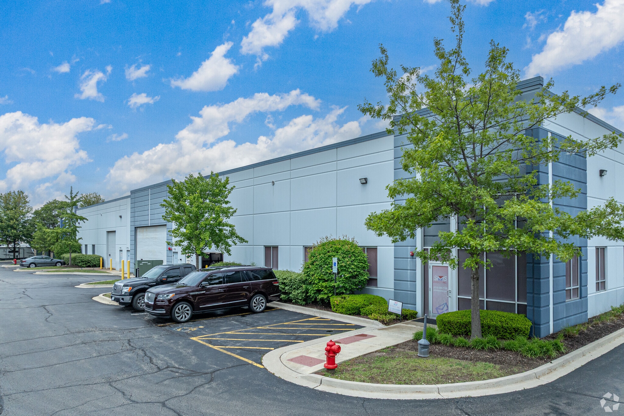 1000 W Crossroads Pkwy, Bolingbrook, IL for Rent