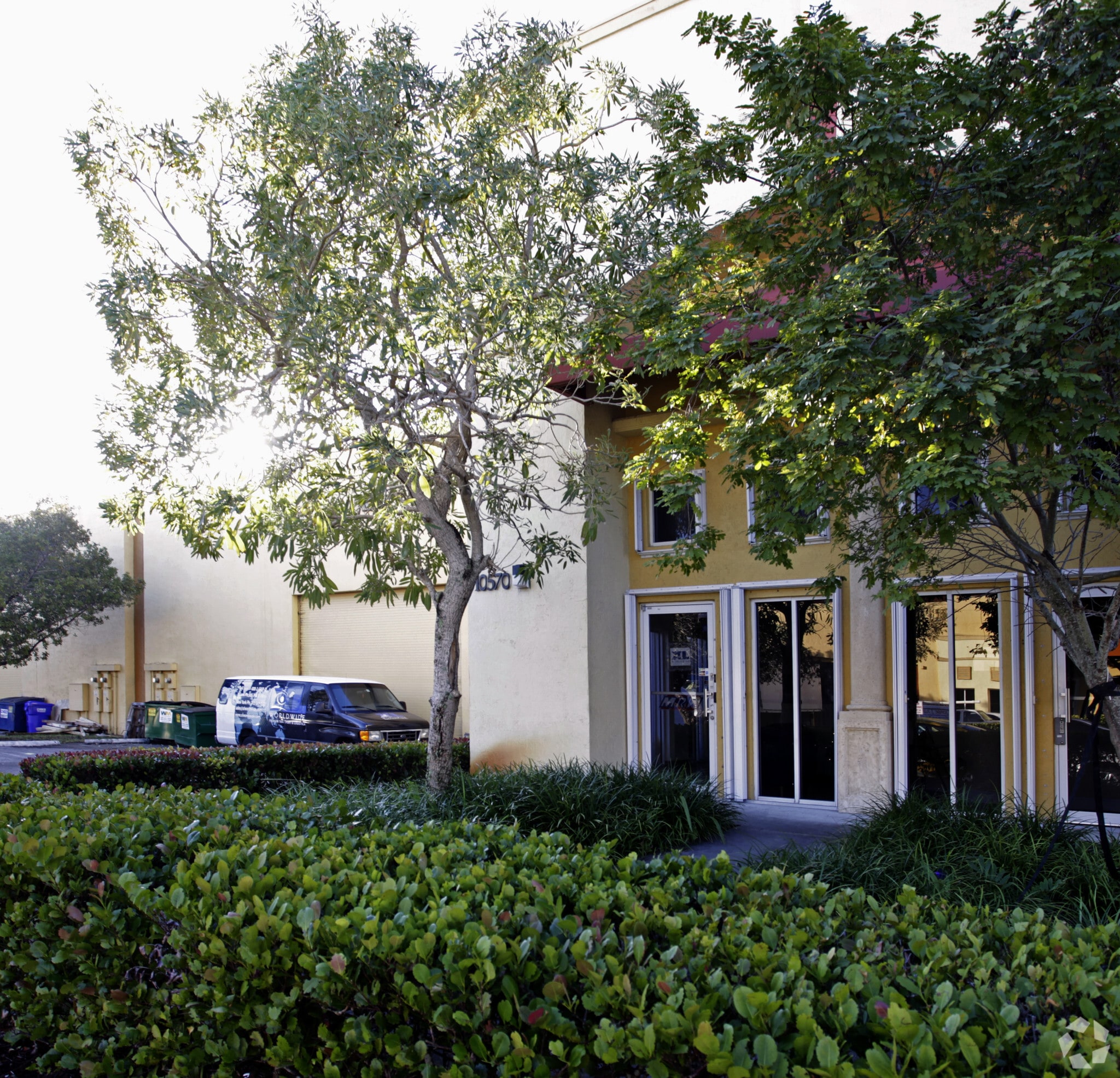10570 NW 37th Ter, Miami, FL for Rent