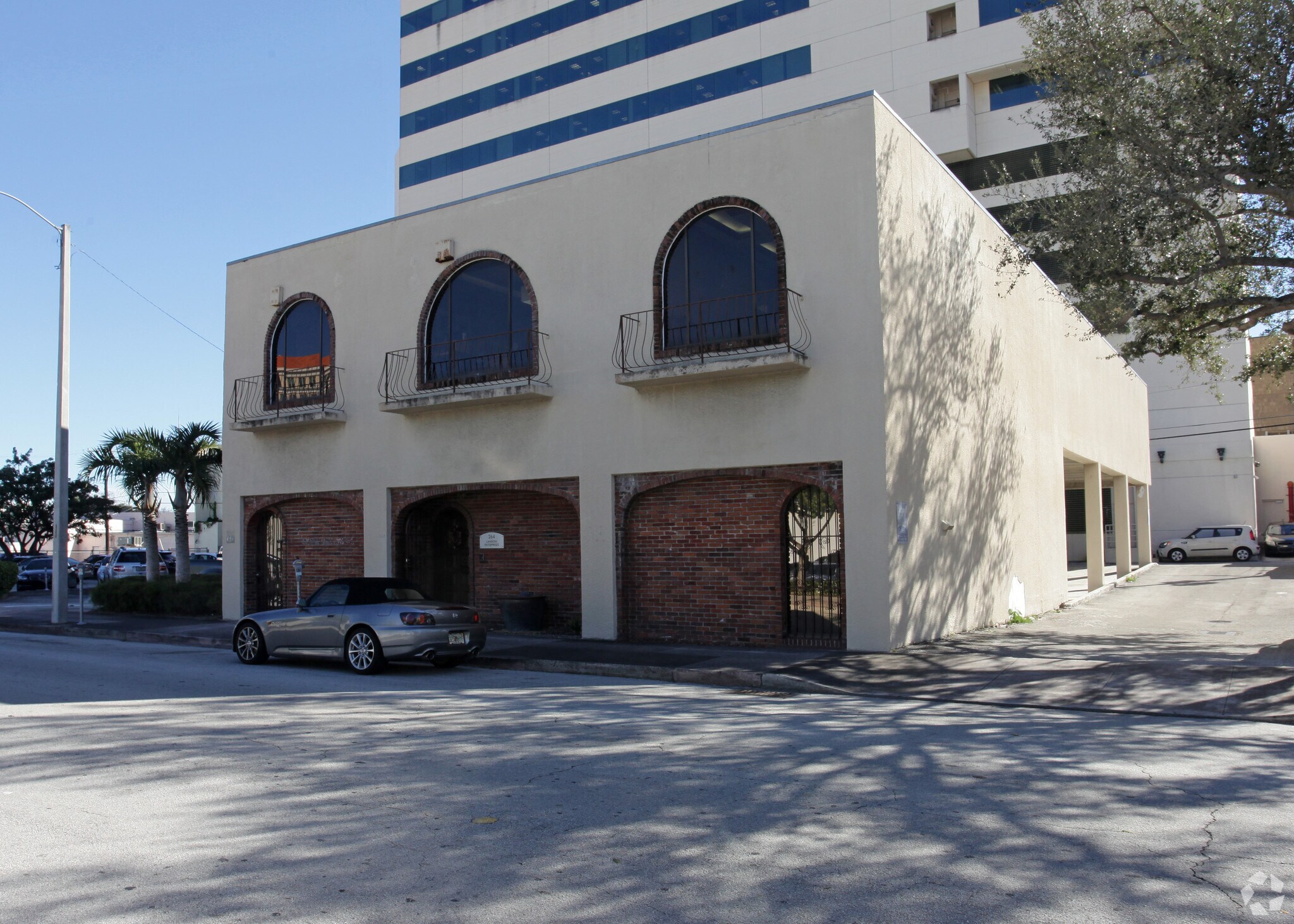 262-264 Almeria Ave, Coral Gables, FL for Rent