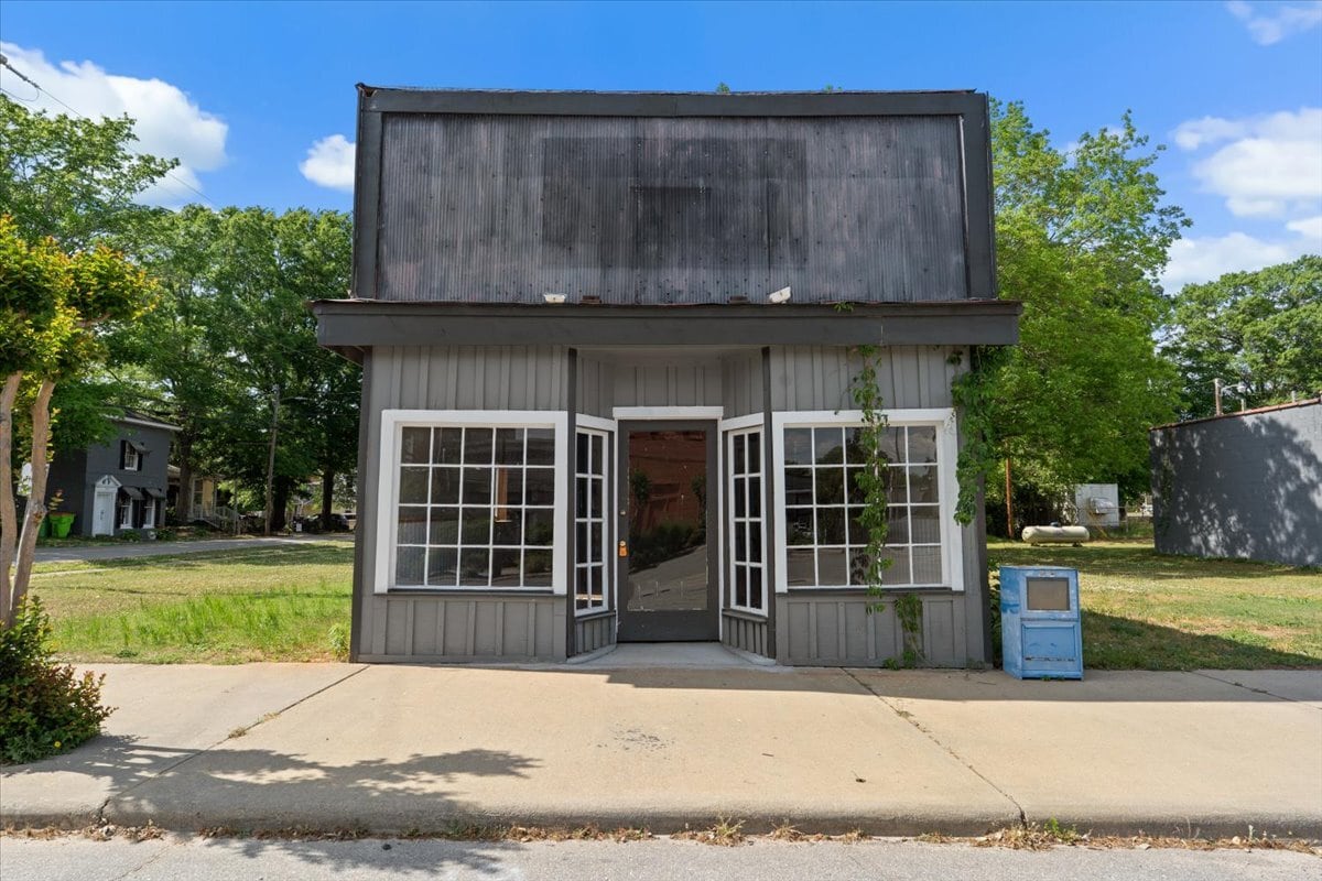 202 E. North Main Street, Littleton, NC for Sale
