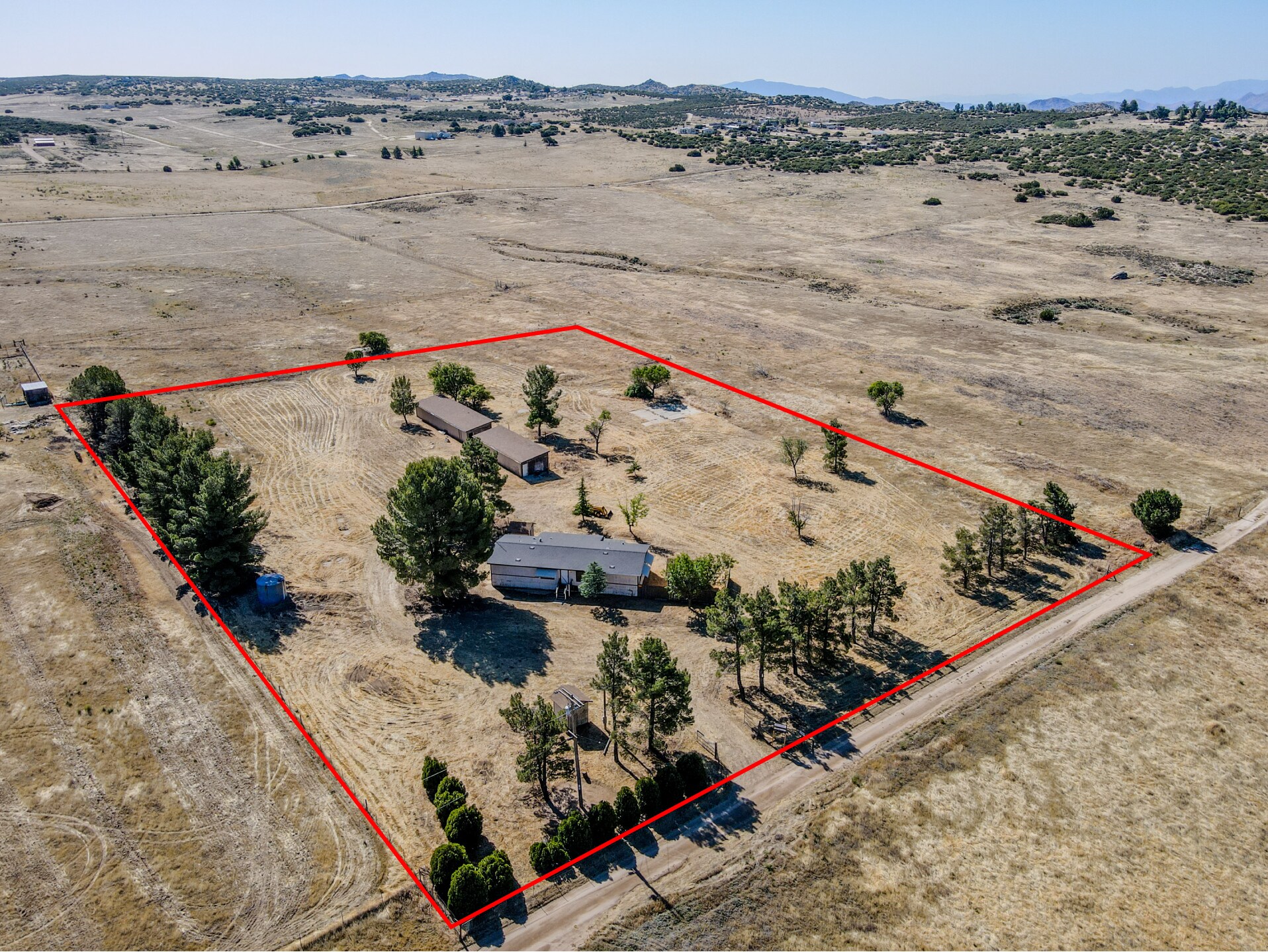 37589 Montezuma Valley Rd, Ranchita, CA for Sale