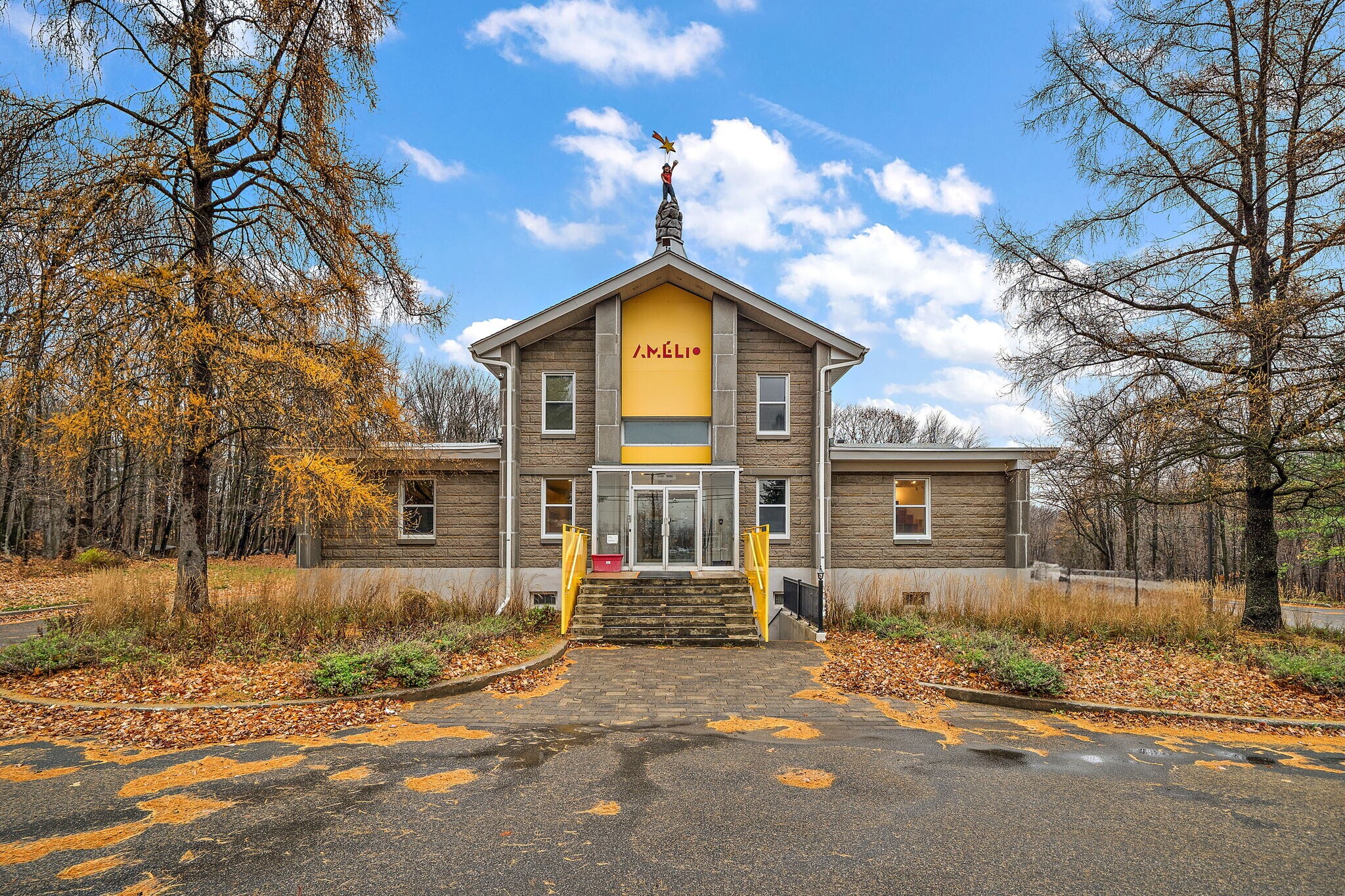 2351 Boul Du Curé-Labelle, Saint-jerome, QC for Sale