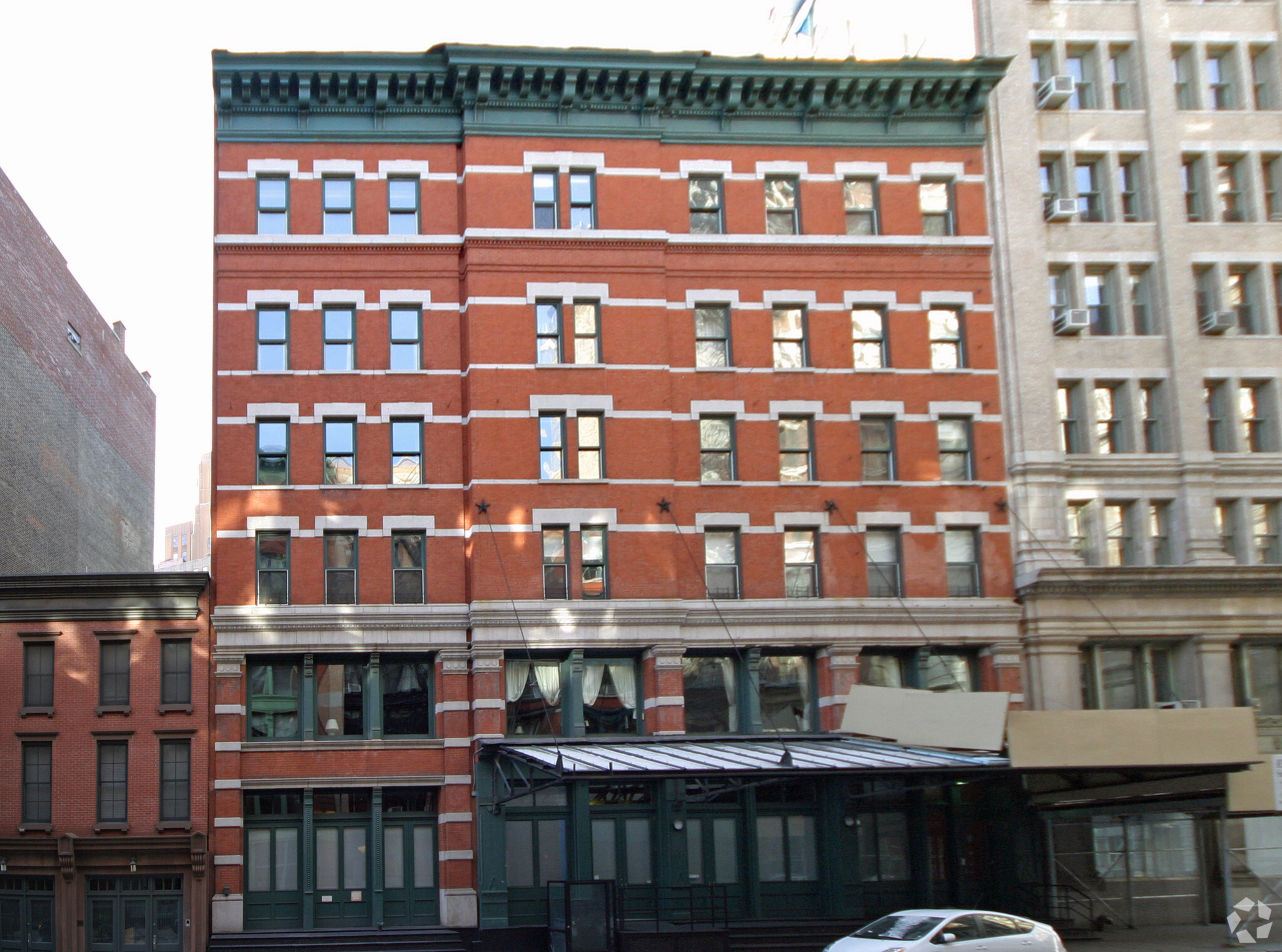 155-157 Franklin St, New York, NY for Rent