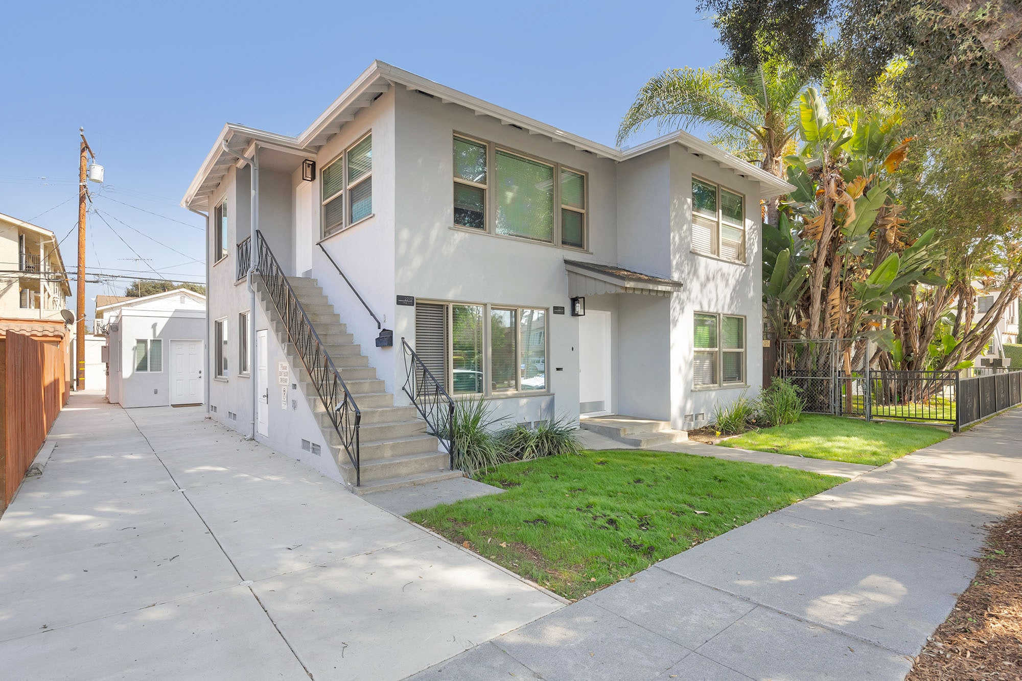2210 Pine Ave, Long Beach, CA for Sale