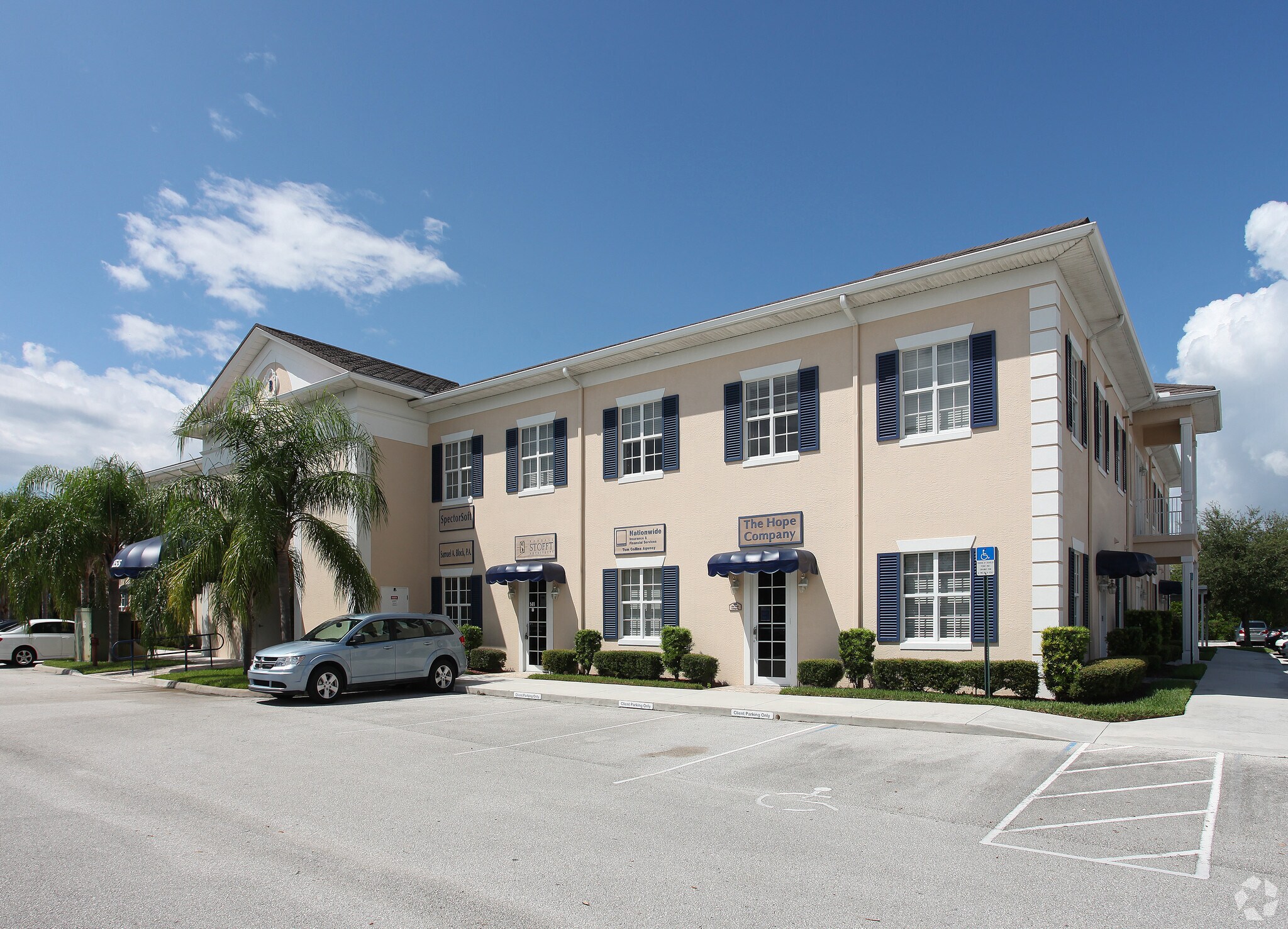 1555 Indian River Blvd, Vero Beach, FL for Rent