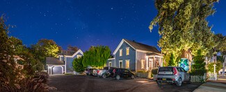 Cambria, CA Hospitality - 2476 Main St