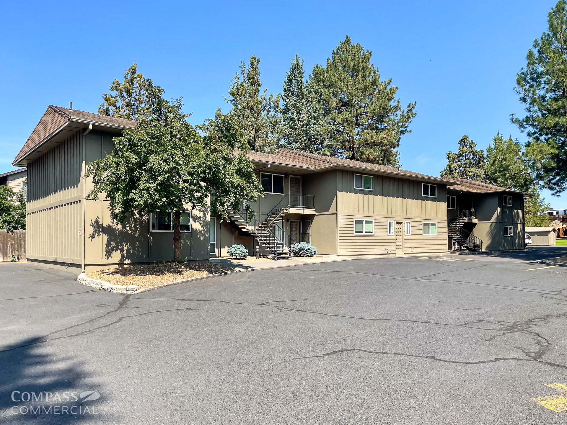 1000 NE Butler Market Rd, Bend, OR for Sale