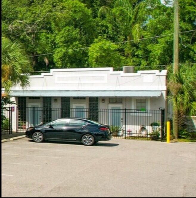 5606 N Nebraska Ave, Tampa, FL for Rent
