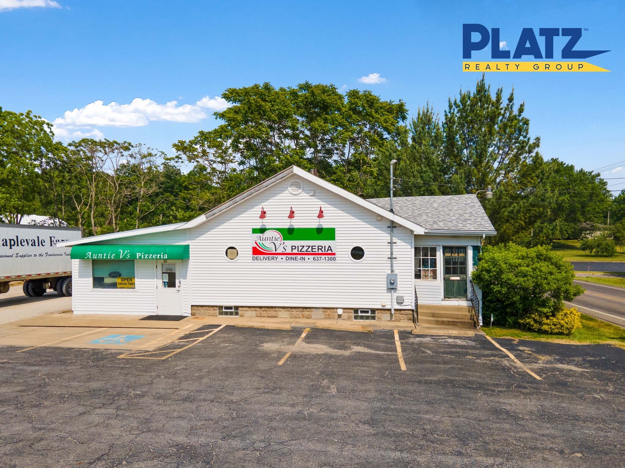 2193 State Route 305 Cortland, OH 44410 Retail Property for Sale on