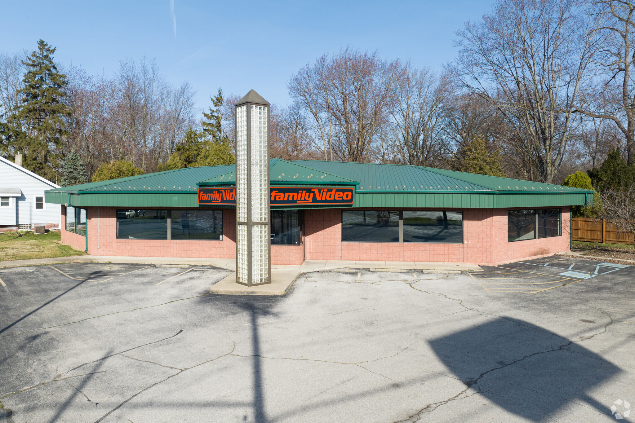 4250 W Alexis Rd, Toledo, OH for Rent