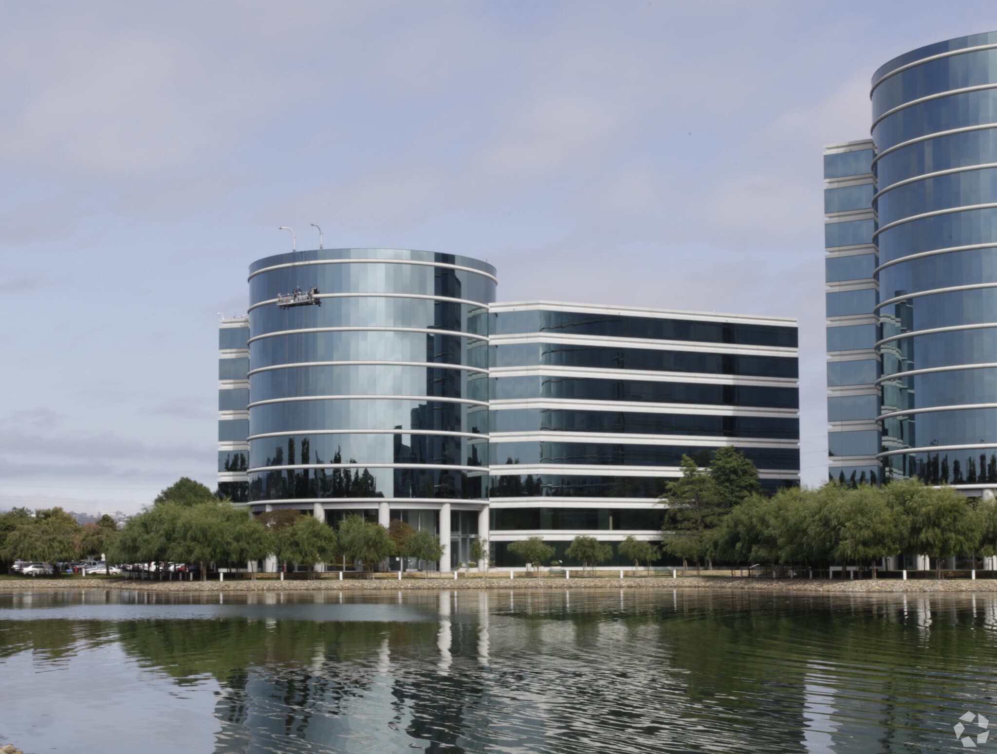 100 Oracle Pky, Redwood City, CA for Rent