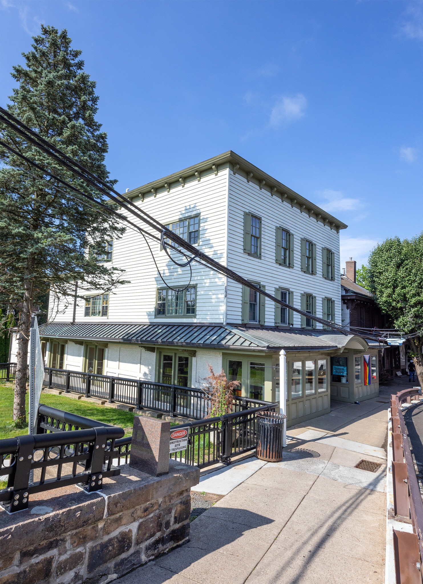 15 E Bridge St, New Hope, PA for Sale