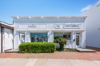 East Hampton, NY Storefront - 32 Park Pl