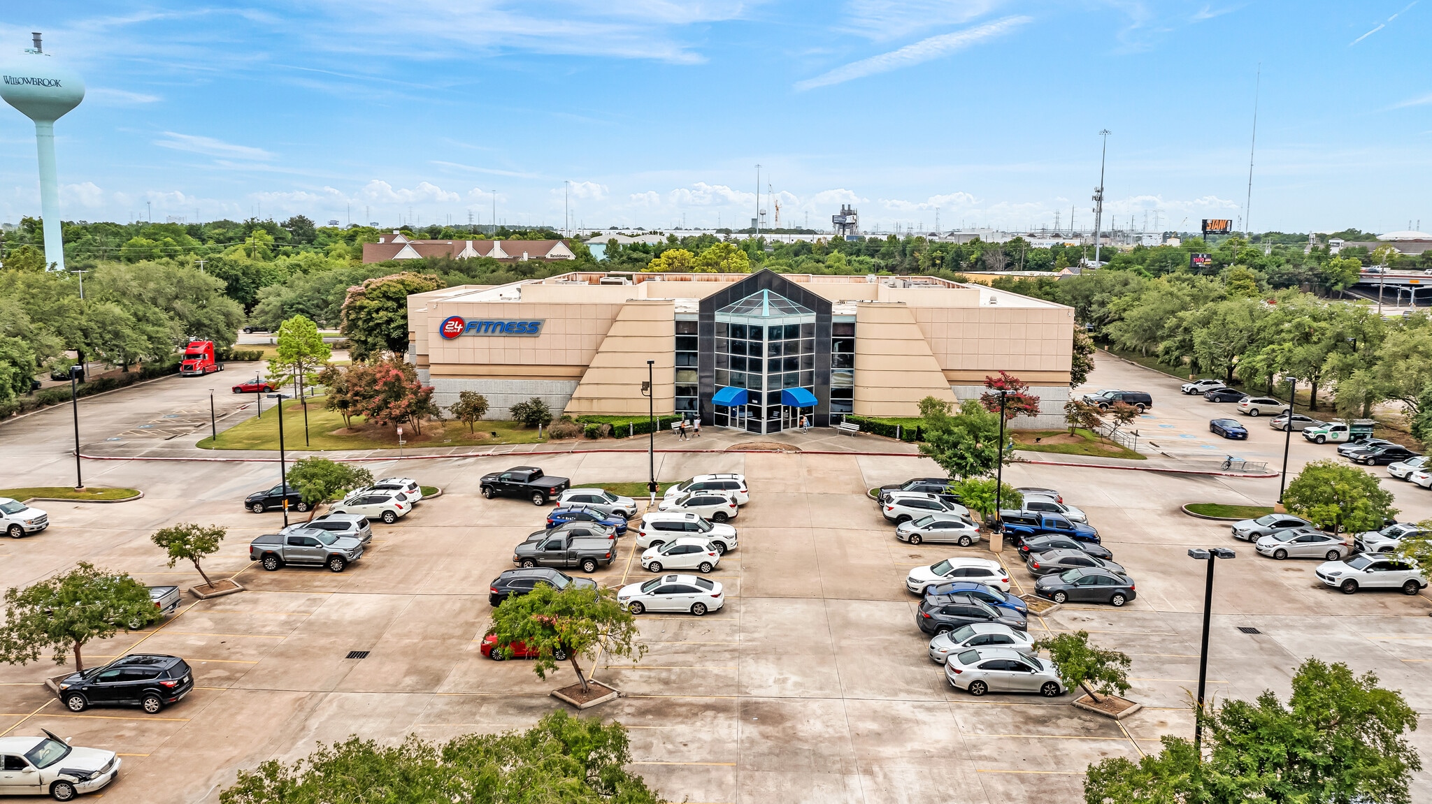 7300 W Greens Rd, Houston, TX for Sale
