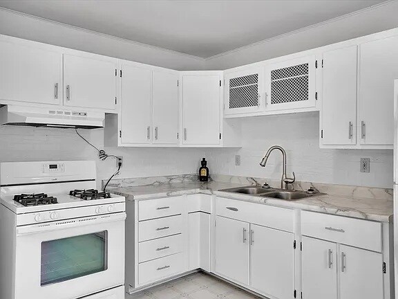 337 E Rose St, Glenwood, IL for Rent