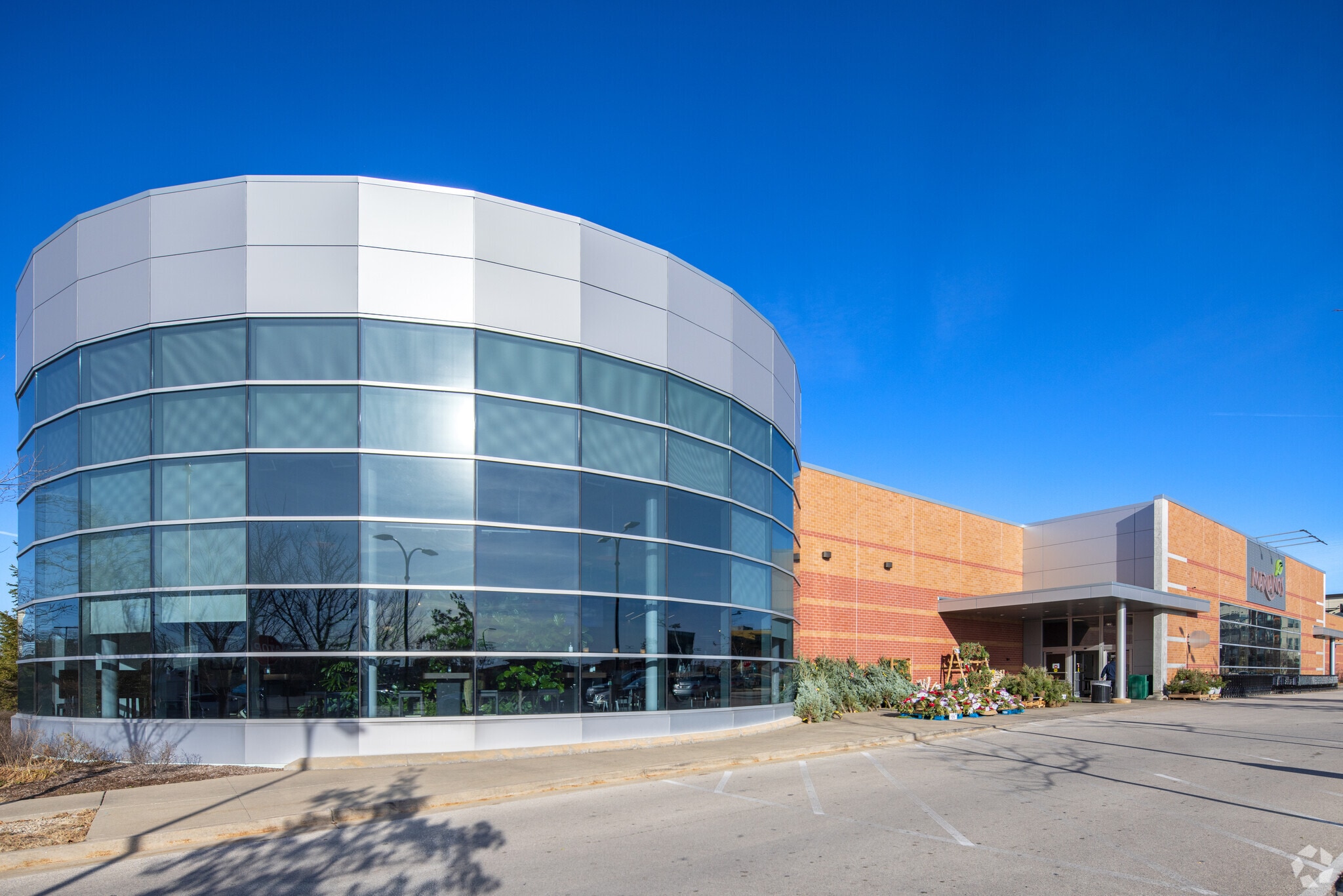 2323 Capital Dr, Northbrook, IL for Rent