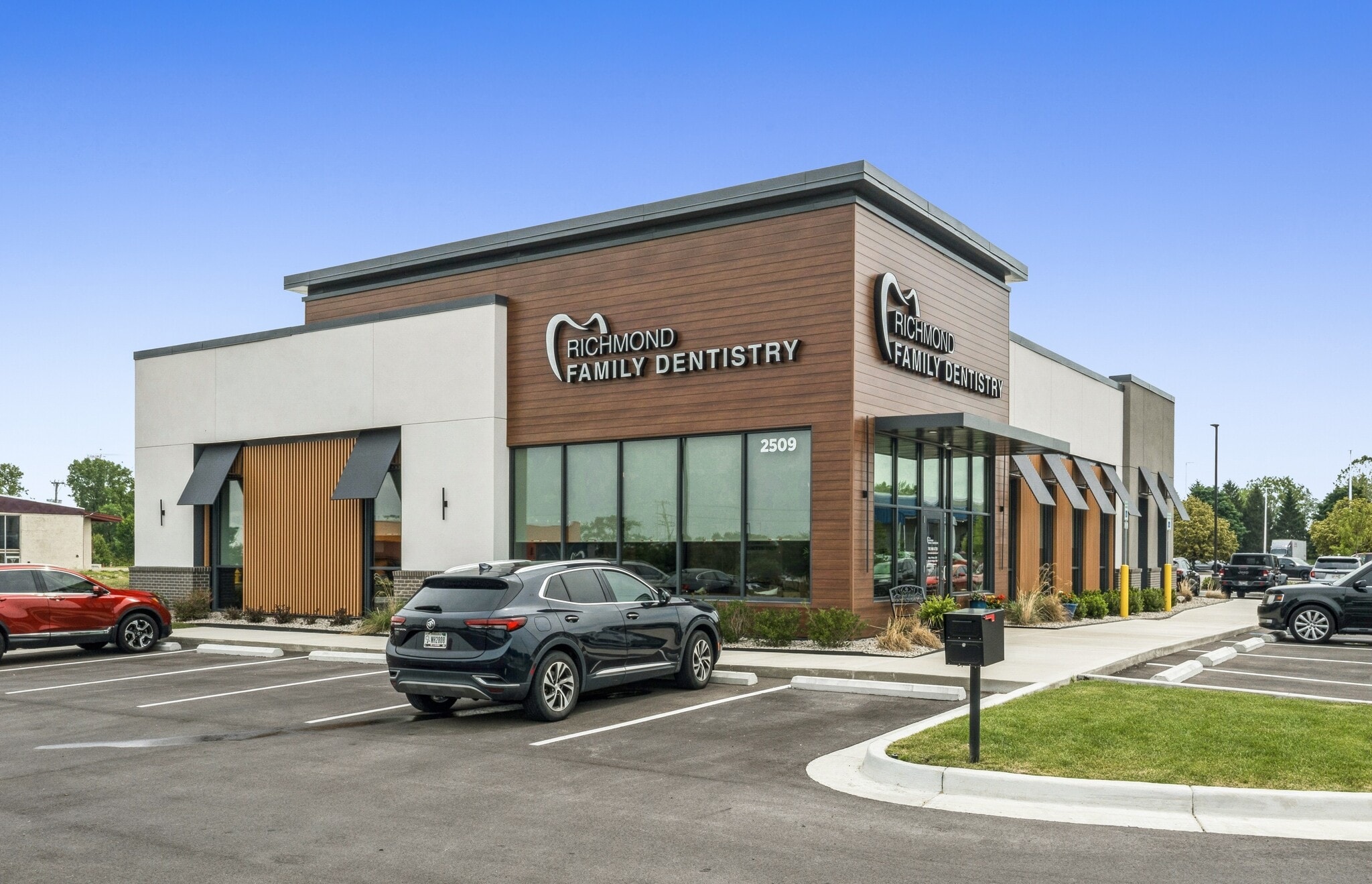 2509 Chester Blvd, Richmond, IN for Sale