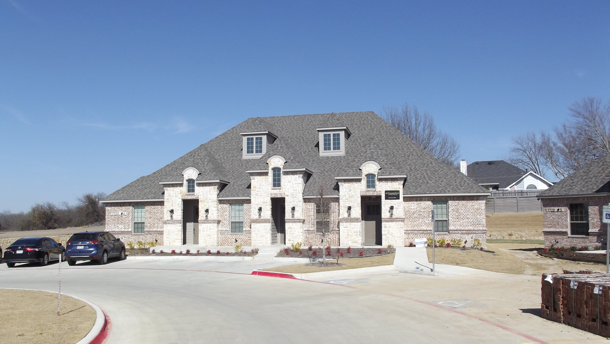 7720 Rufe Snow Dr, North Richland Hills, TX for Rent